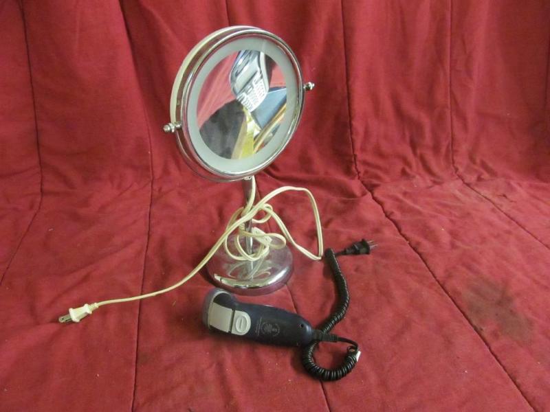 lot 150 image: Lighted Mirror on Stand and Norelco...
