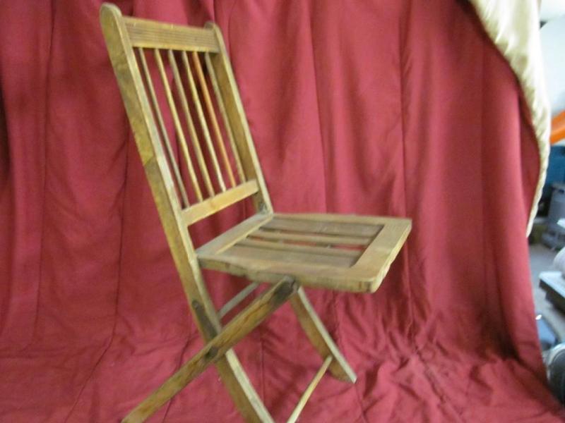 lot 157 image: Fold Up Wood Chair...