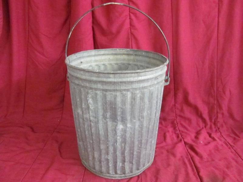 lot 190 image: Galvanized Trash Can 15 Gallon...