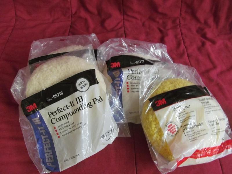 lot 197 image: Polishing Pads - 3M Wool, Homelight...