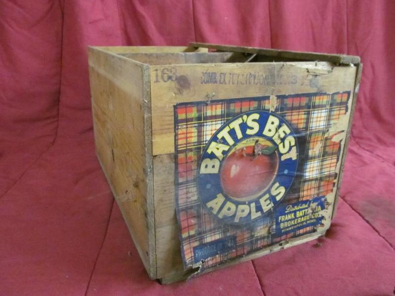 lot 212 image: Batts&nbspBest Apple Wood Crate...