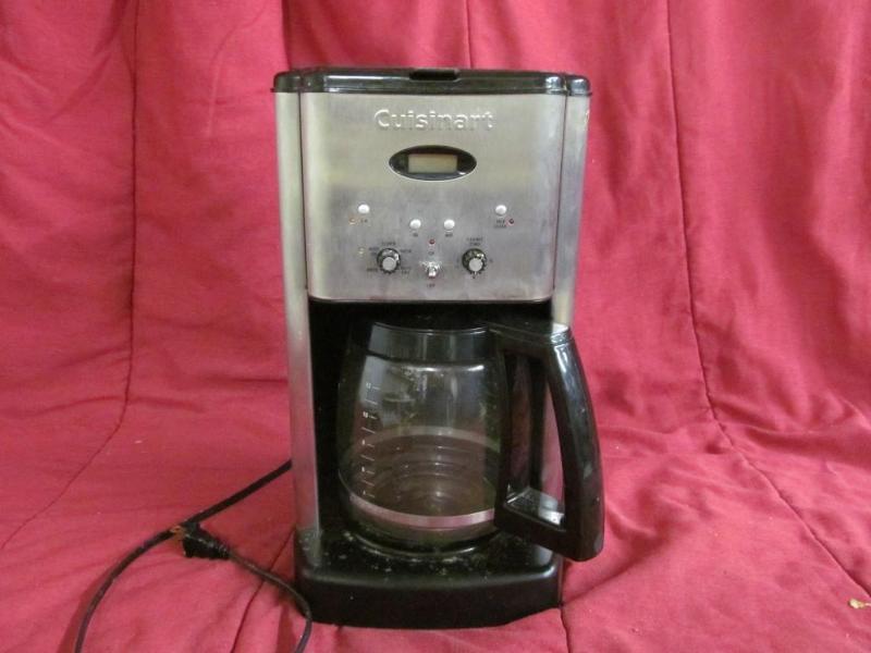lot 50 image: Cuisinart Programmable Coffee Maker...