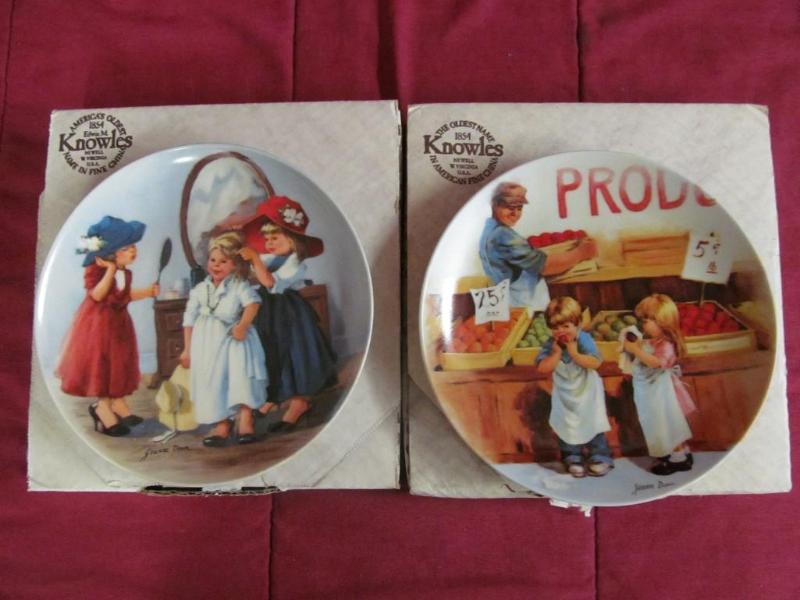 lot 79 image: 2 Knowles Decoratiev Plates - 1986 ...
