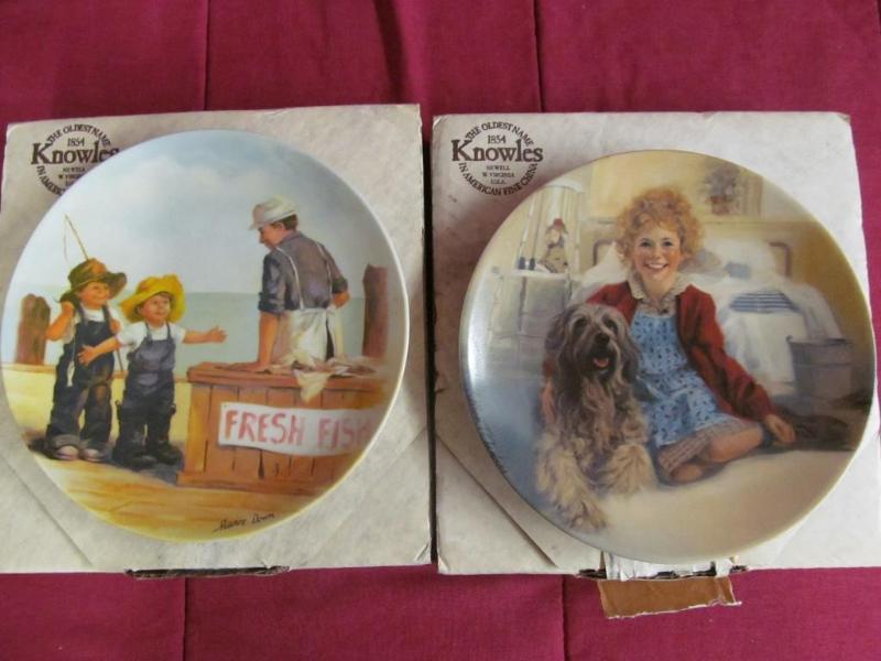 lot 80 image: 2 Knowles Decorative Plates - #N132...