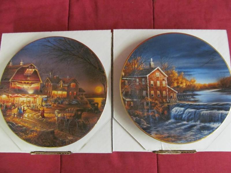 lot 84 image: 2 Decorative Plates - Terry Redlin&...