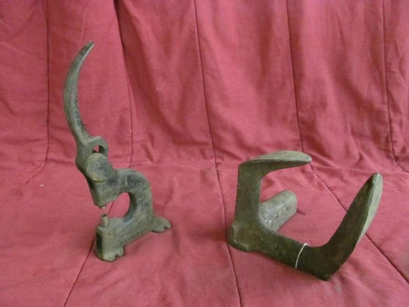 lot 91 image: Shoe Repair Frame and Leather Punch...