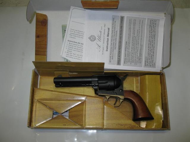 A Uberti 1873 Hombre, single action...