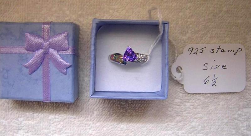 This is a ladies ring size 6 12 st...