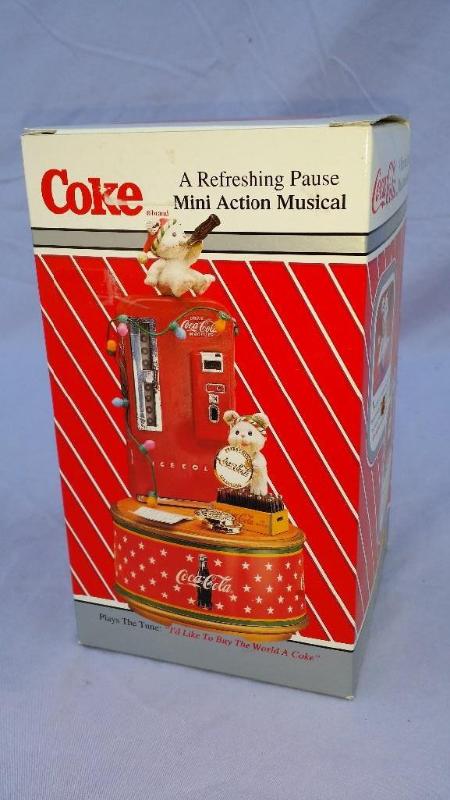 Mini Action Musical in Box. Designe...
