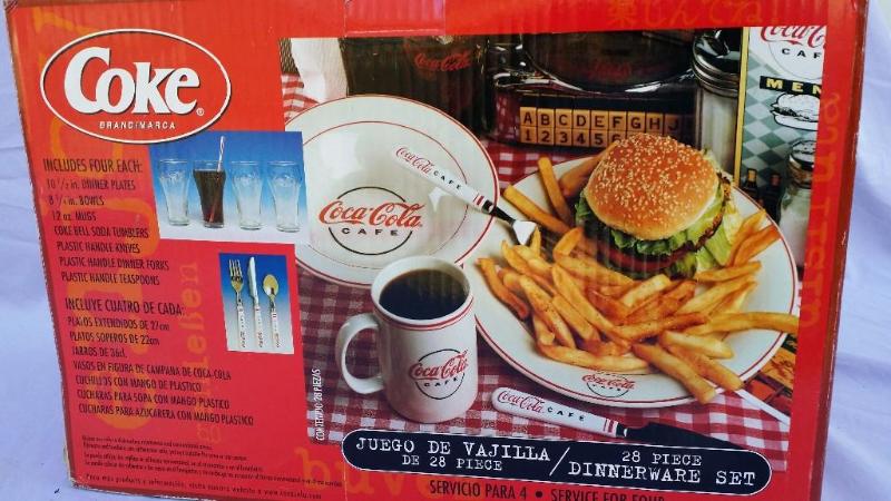 28 Piece Dinnerware Set Serves 4. B...