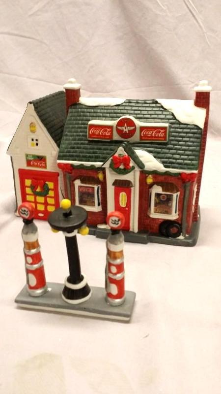 Townsquare&nbspCollection of Flyi...
