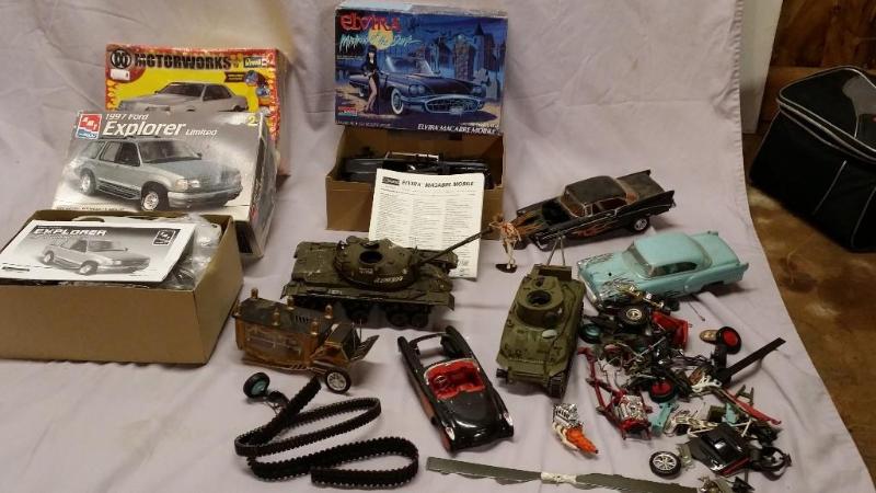 Model Kit including Elvira Mistres...