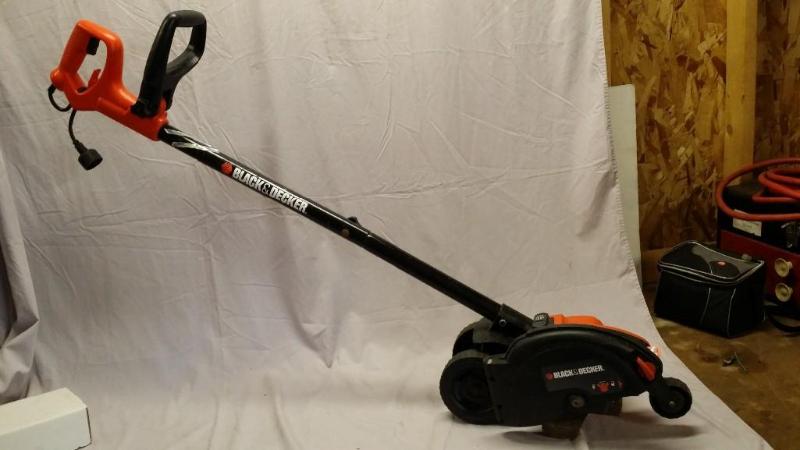 Black &amp Decker Electric Edger. ...