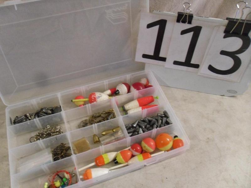 lot 113 image: Plastic Organizer Full of Assorted ...