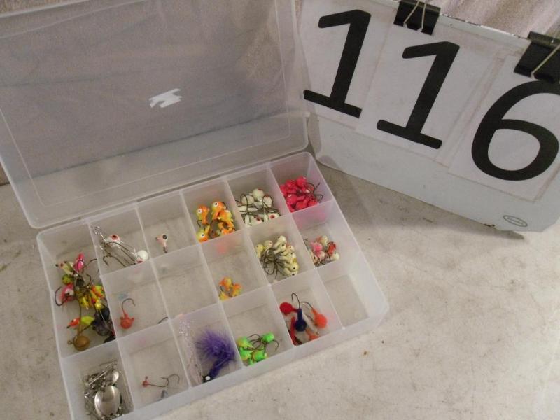 lot 116 image: Plastic Organizer Full of Assorted ...