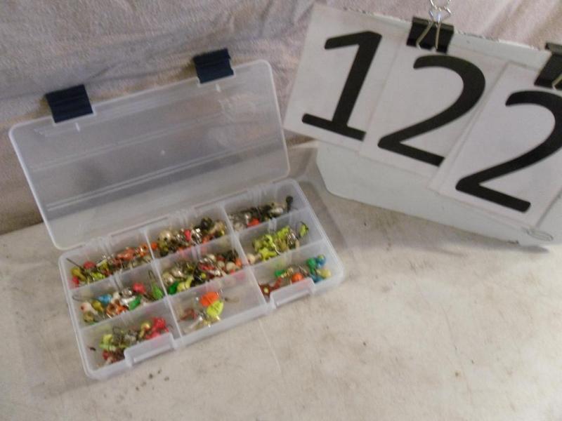 lot 122 image: Plastic Organizer Full of Assorted ...