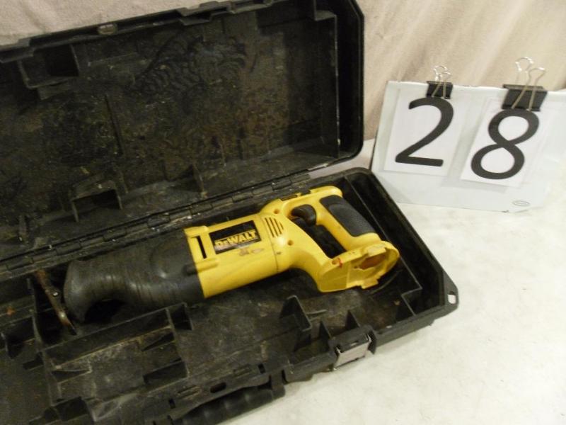 lot 28 image: DeWalt&nbspReciprocating Saw. Mode...