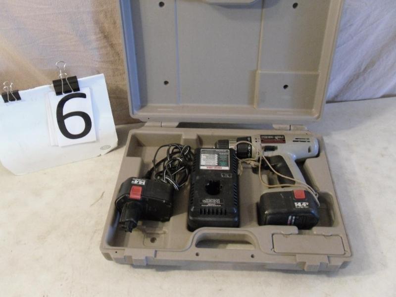 lot 6 image: Porter Cable 38" Drill Driver...