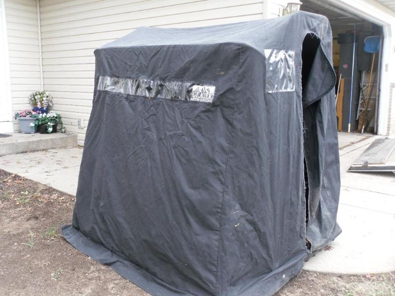 lot 95 image: Glacier Portable Pop Up Ice House. ...