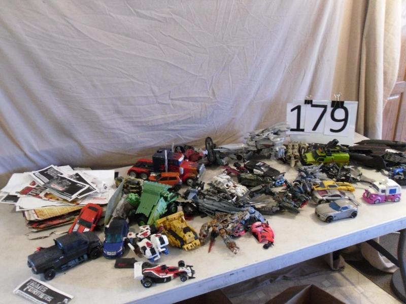 lot 179 image: Large Lot of Transformer Action Fig...