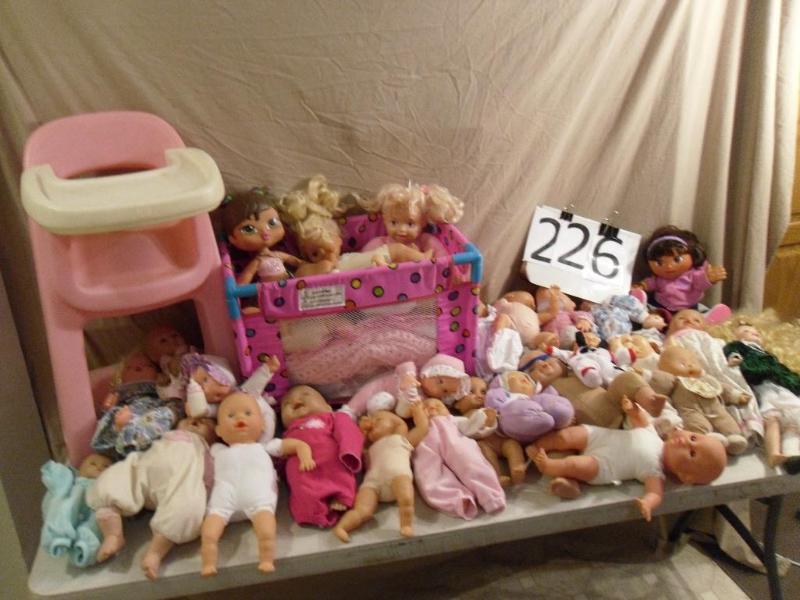 lot 226 image: Large Lot of Dolls, Doll Playpen, a...