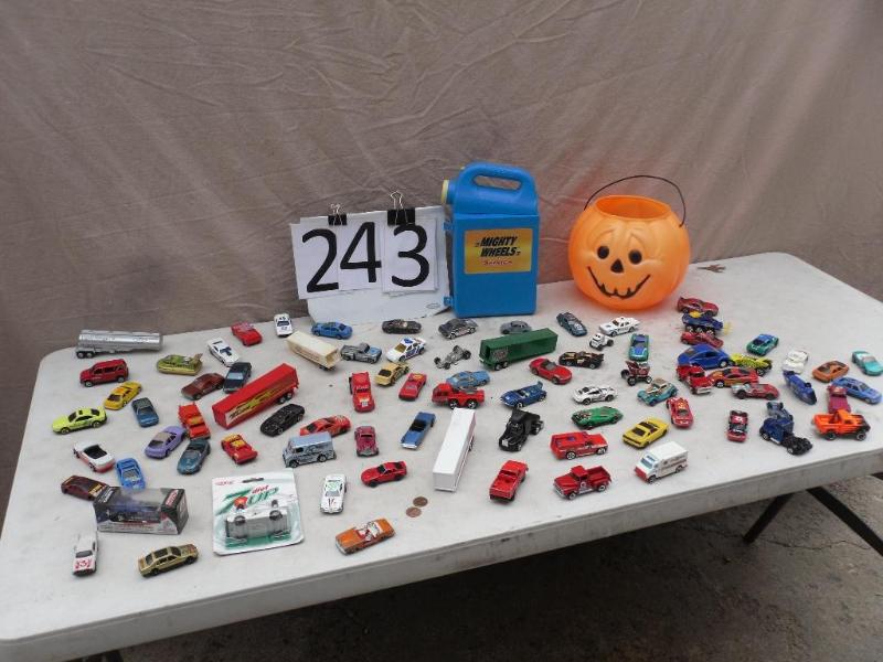 lot 243 image: Large Lot of Matchbox Cars. 2 are n...