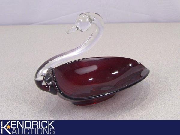 Red Art Glass Swan Dish