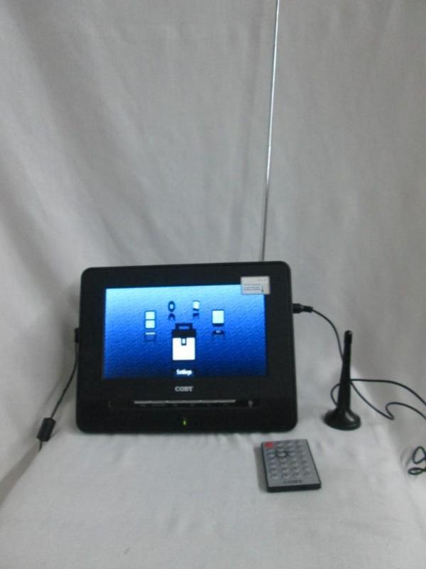 lot 19 image: Coby 9 Portable Digital LCD TV