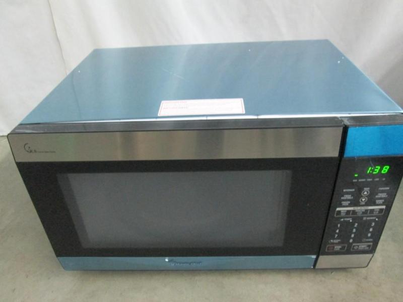 lot 25 image: Magic Chef 1.8 cu. ft. Microwave