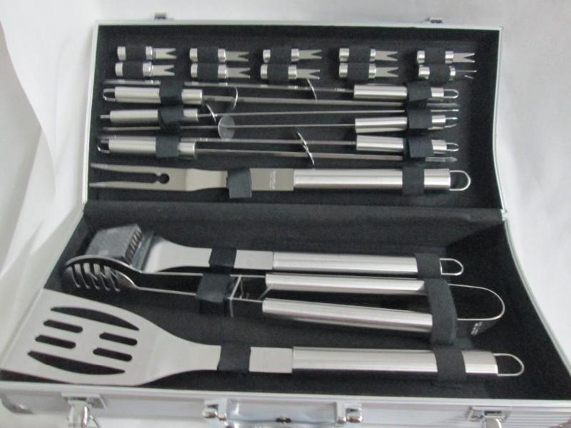 lot 37 image: Stainless Steel BBQ Set