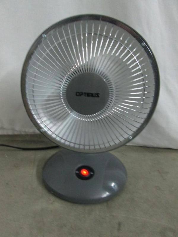 lot 44 image: Optimus 9 Dish Heater