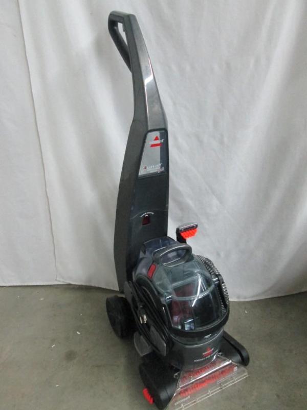 lot 6 image: Bissell Lift-Off Pet Deep Cleaner