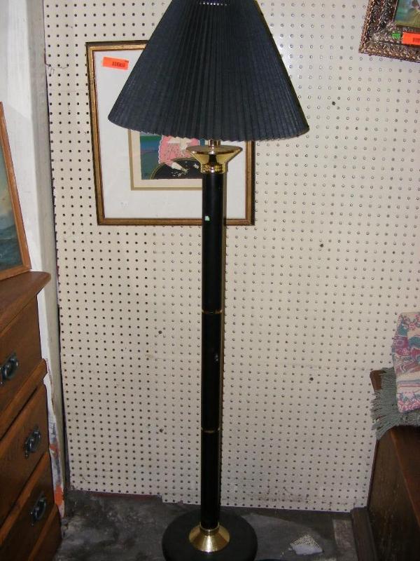 lot 538 image: Floor Lamp, blackgold colored...
