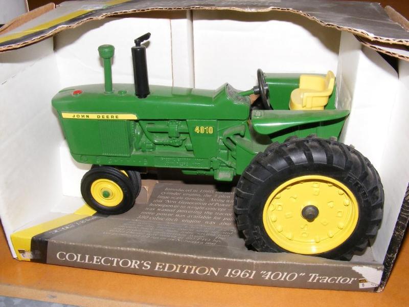 lot 565 image: John Deere 1961 &quot4010&quot Ga...