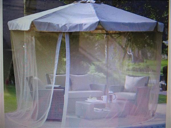 lot 46 image: Coral Coast 11 ft. Offset Umbrella&...
