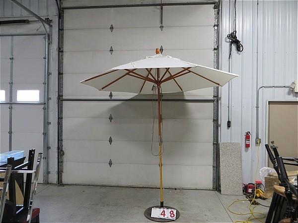 lot 48 image: 9 ft wood market umbrella with pull...