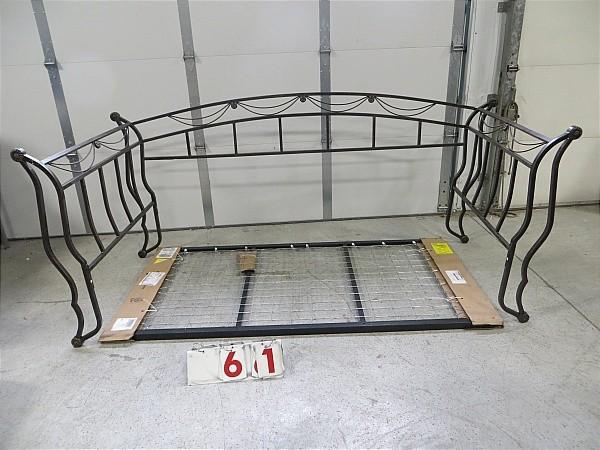 lot 61 image: Camelot Daybed Frame. Missing hardw...