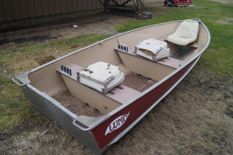Lund boat