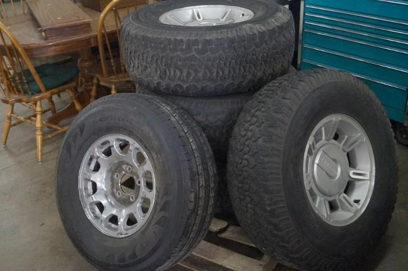 Hummer Rims and Tires