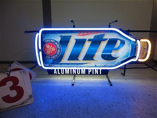 Miller Lit Aluminum Pint. Works. 26...