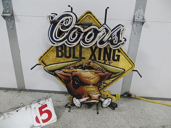 Coors Bull Xing&nbspNeon. Does not...