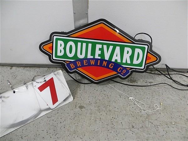 Boulevard Brewing Company Lighted s...