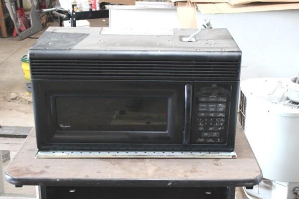 Whirlpool microwave Working when r...