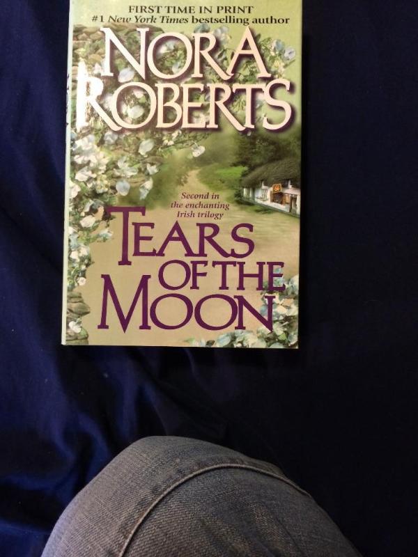 Nora Roberts Tears of the Moon...
