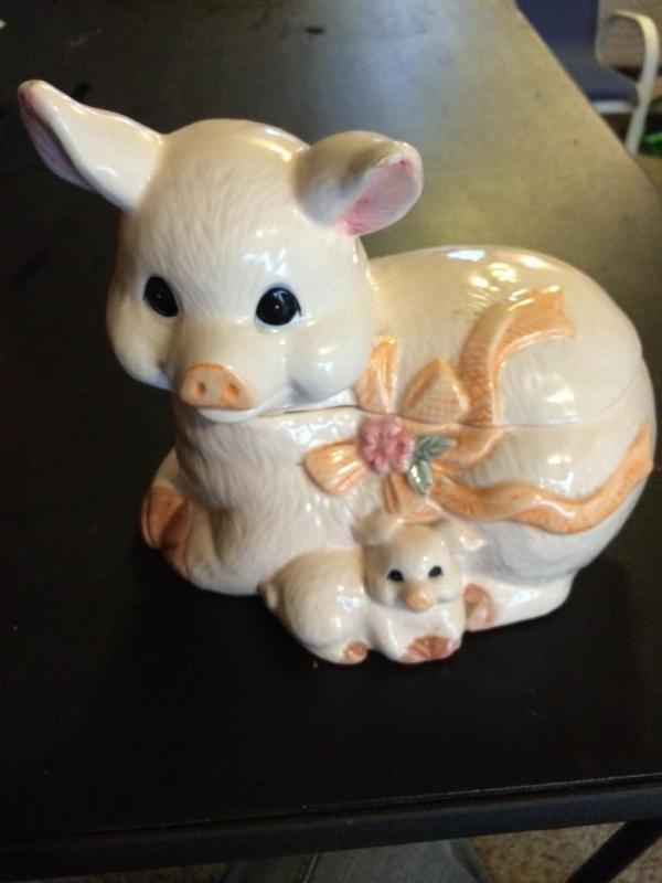 pig cookie jar...