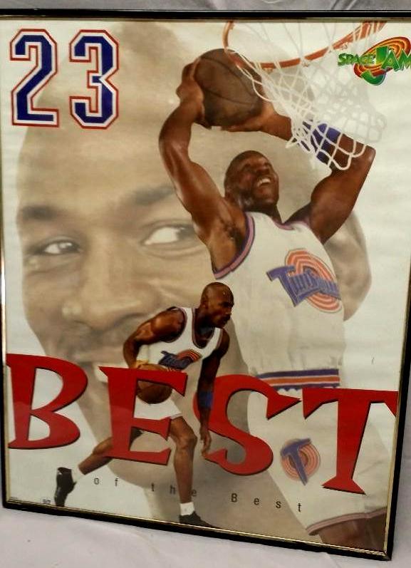 lot 15 image: Michael Jordan #23 Best of the Best...
