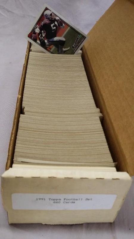 lot 152 image: 1991 Topps Football complete set. 6...