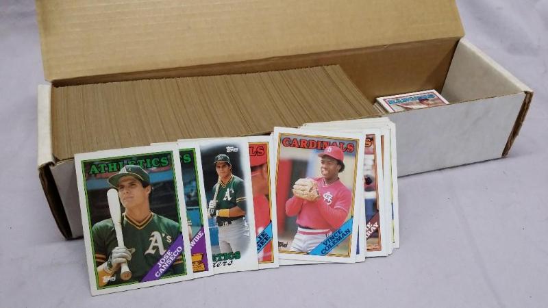 lot 166 image: 600 Topps&nbsp1988 Baseball cards...