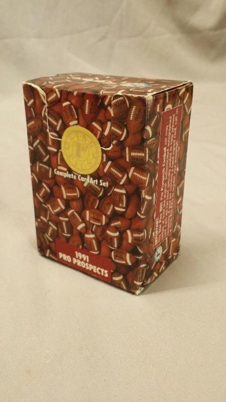 lot 61 image: 1991 Pro Prospects Football complet...