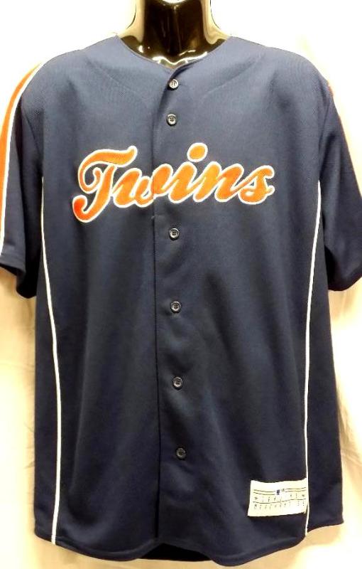 lot 7 image: Joe Nathan Jersey